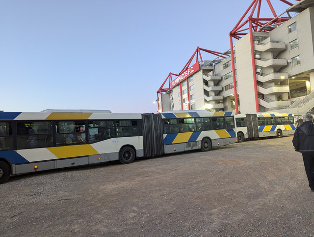 buses