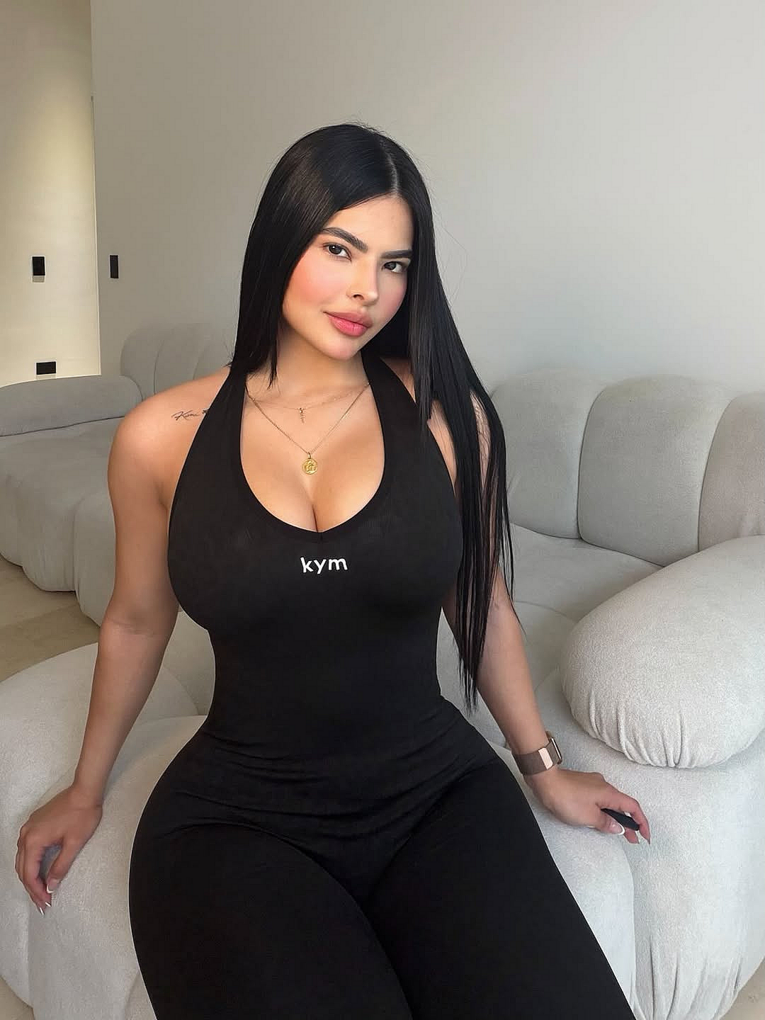 Kimberly Delgado😳