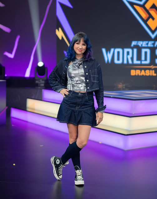 Camilota-XP-Wallpapers-Insta-Fit-Bio-3.jpg