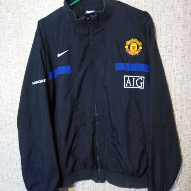 man-utd-09-jacket1