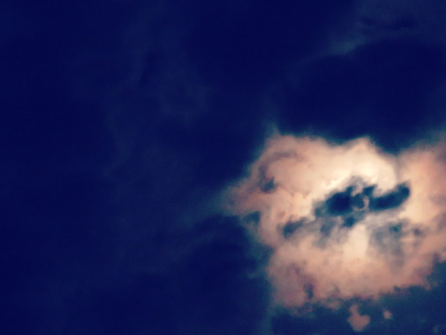 Pmoon-015.jpg