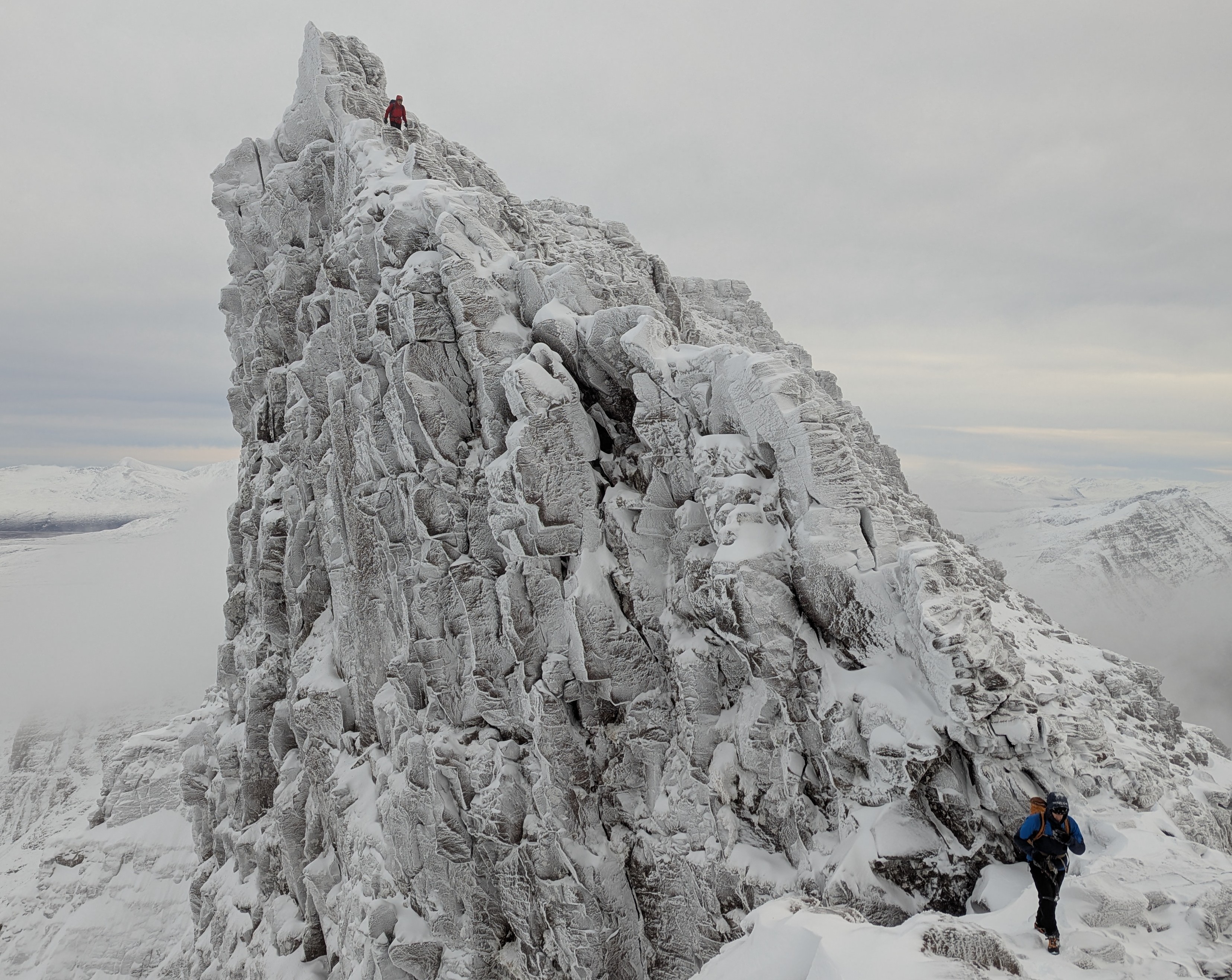 PXL-20250126-155041796