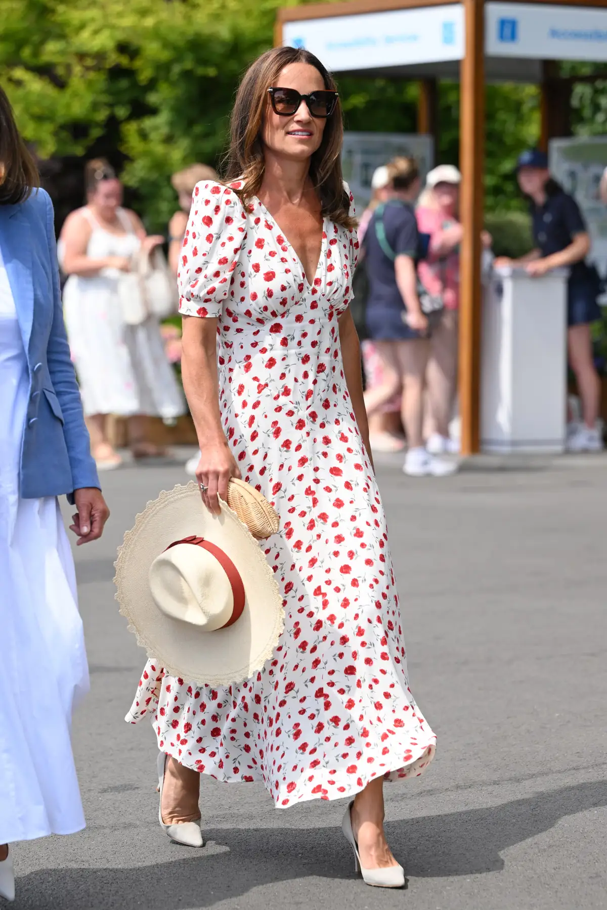 Rochia purtată de Pippa Middleton la Wimbledon, încă disponibilă: Un mister al modei?