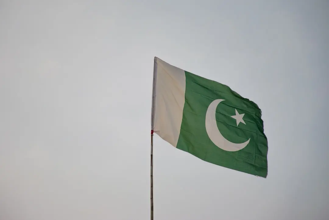 Pakistan brokers tentative US‑Iran pact as war in Gaza passes 100 days