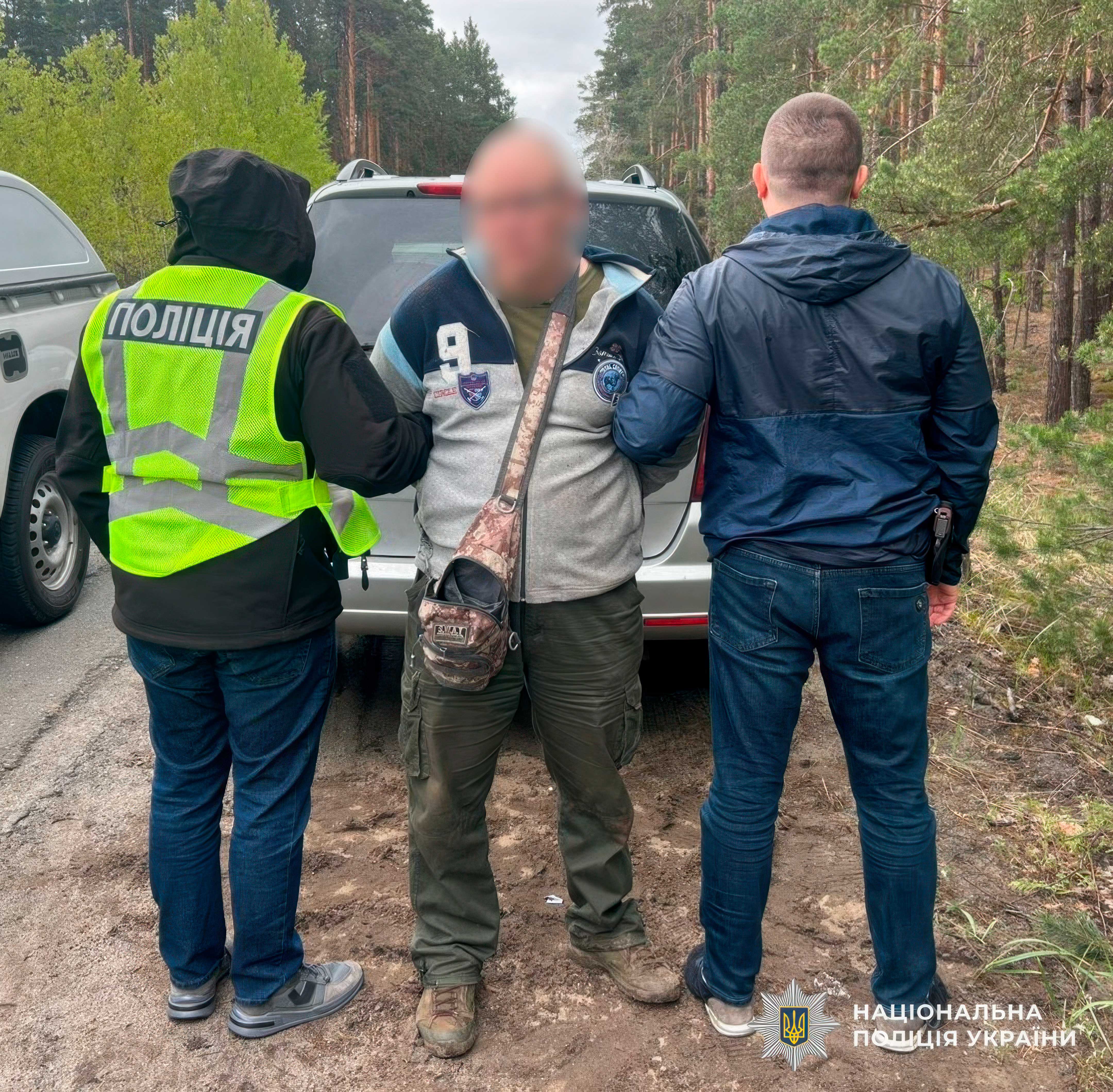 Кримінал - На Кіровоградщині затримали чоловіка, який збував автомати Калашникова, гранатомети, гранати та набої