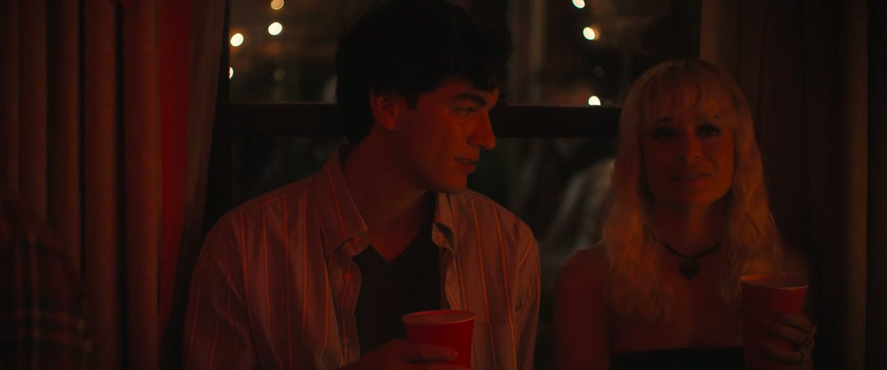 Tell Me Lies Screenshot