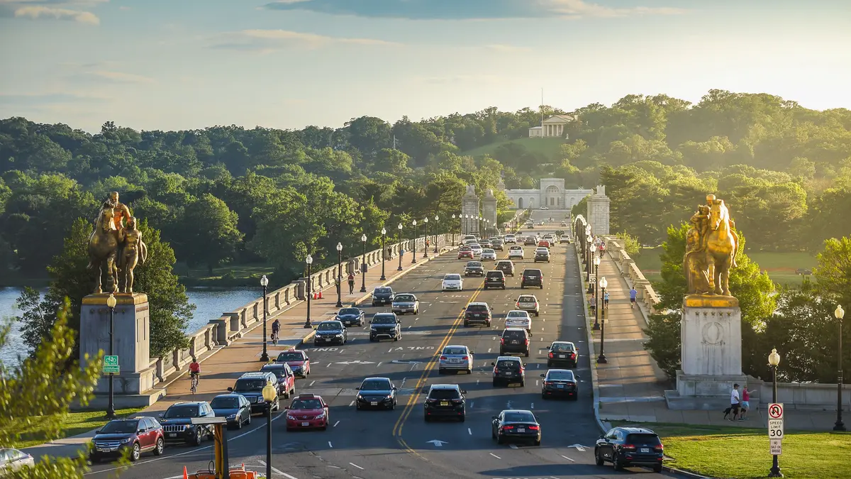 Monumentul dedicat lui Trump, sub lupa FAA: Riscuri pentru traficul aerian lângă Washington D.C.