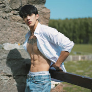 Adonis 02 6
