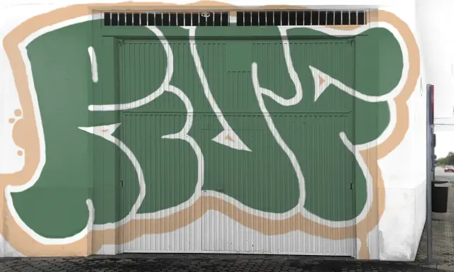Graffiti artwork by les