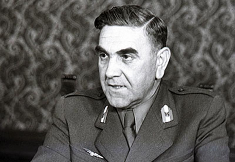 Image de M. Konstentin Borisovitch Val Kalinenko, Urjad-gojnik (Ministre des affaires étrangères) du Zagroyat de Morakhan, actuellement en titre sous le gouvernement Velikov I