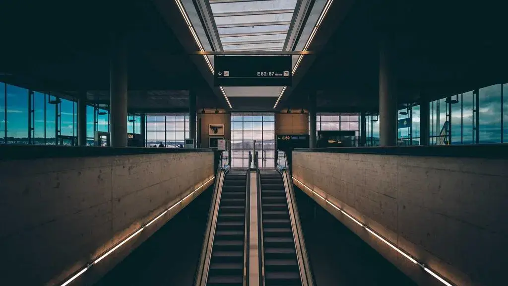 Curtea Europeană de Justiție: un contract de achiziții publice își încetează valabilitatea după executarea deplină