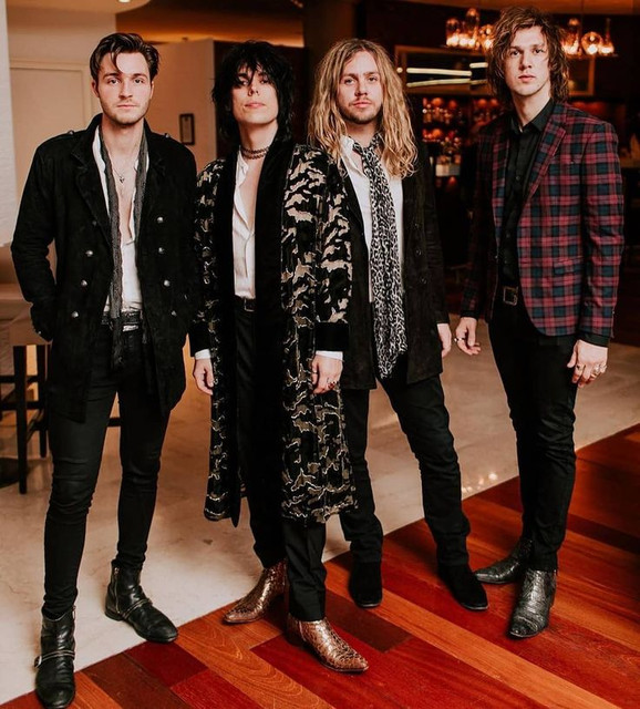 The Struts008