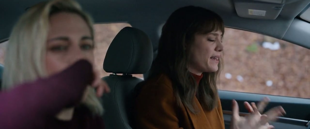 Happiest Season Screenshot