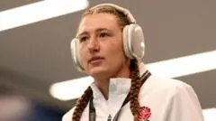 England Changes Backline for Italy Match