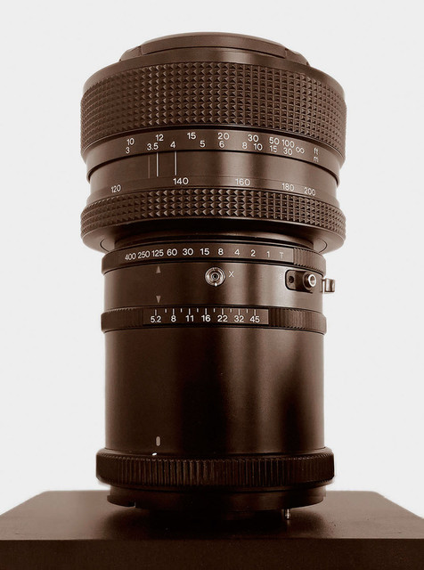 Lens194W.jpg