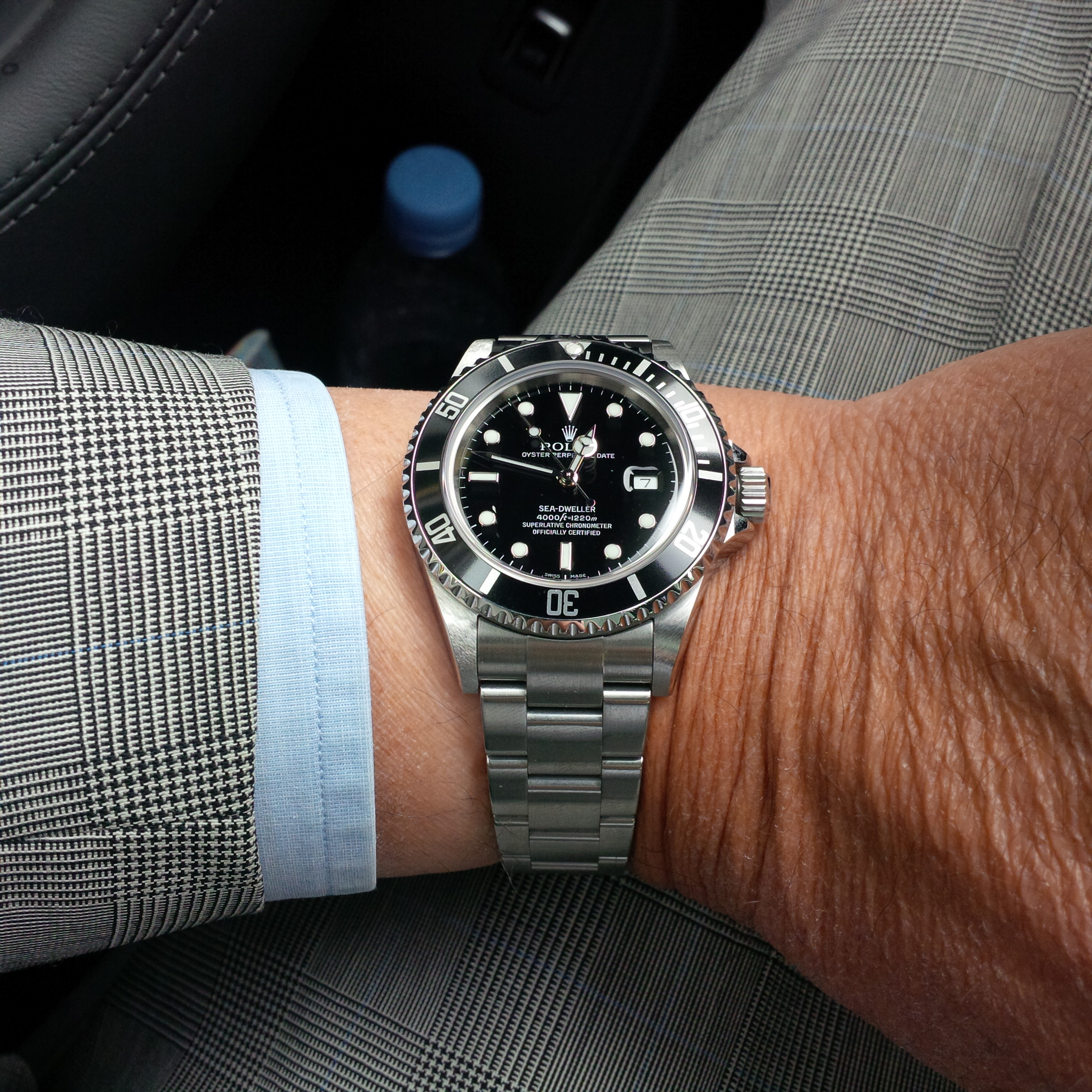Rolex Sea-Dweller 16600 - tome 2 - Page 18 IMG-0500