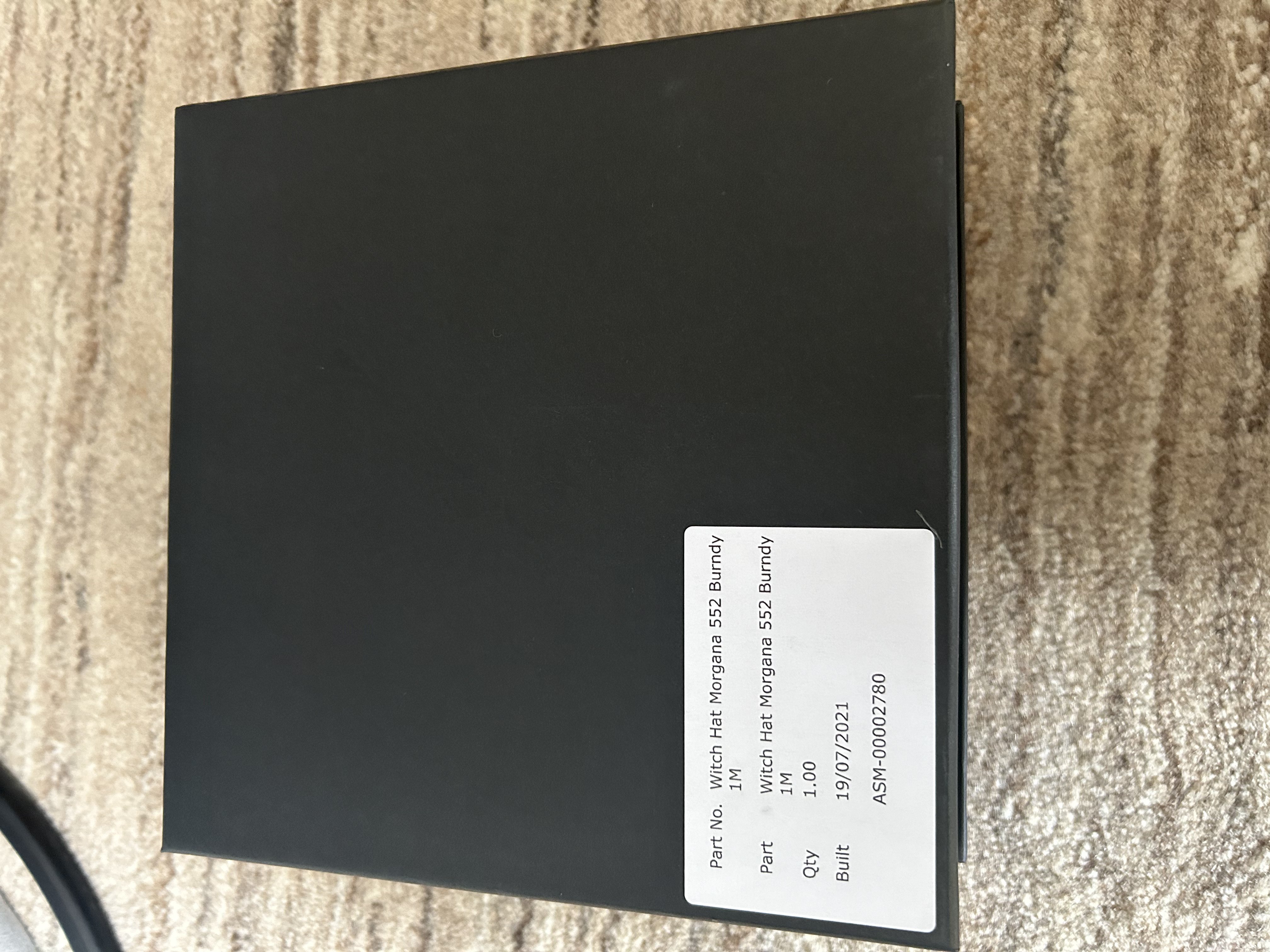 [FS] - Witch Hat Morgana 552 Burndy | pink fish media