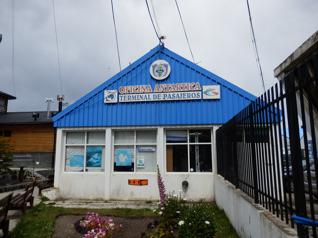 OLYMPUS-DIGITAL-CAMERA