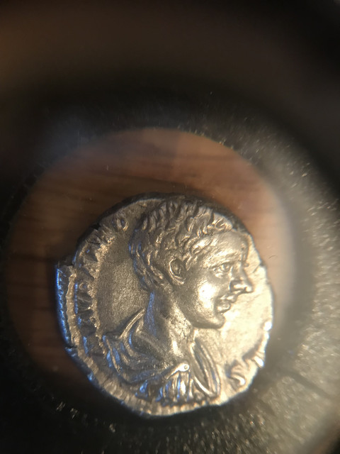 Denarius-:-Could-It-Be-Caracalla-?-Or-Not-?