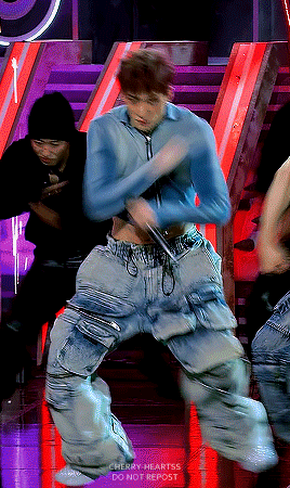 Tumblr-l-521722173753946.gif