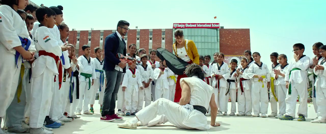 A Flying Jatt Screenshot