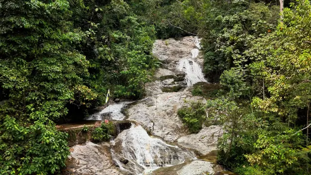 Lata Waterfall2.webp