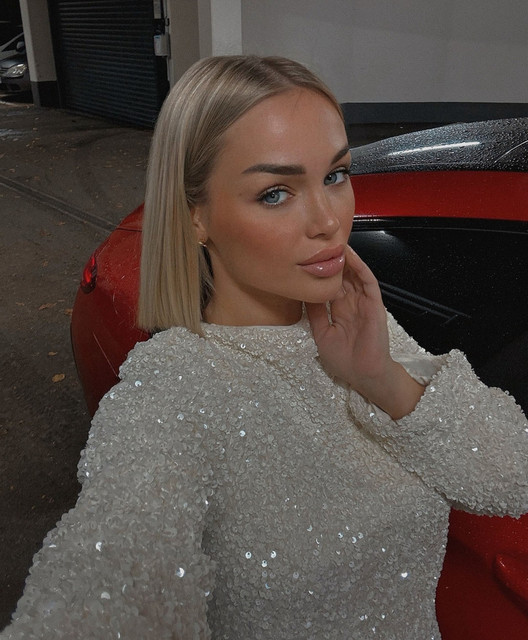 Emmy-Russ-2.jpg