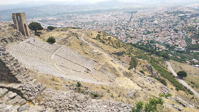 pergamos2.jpg