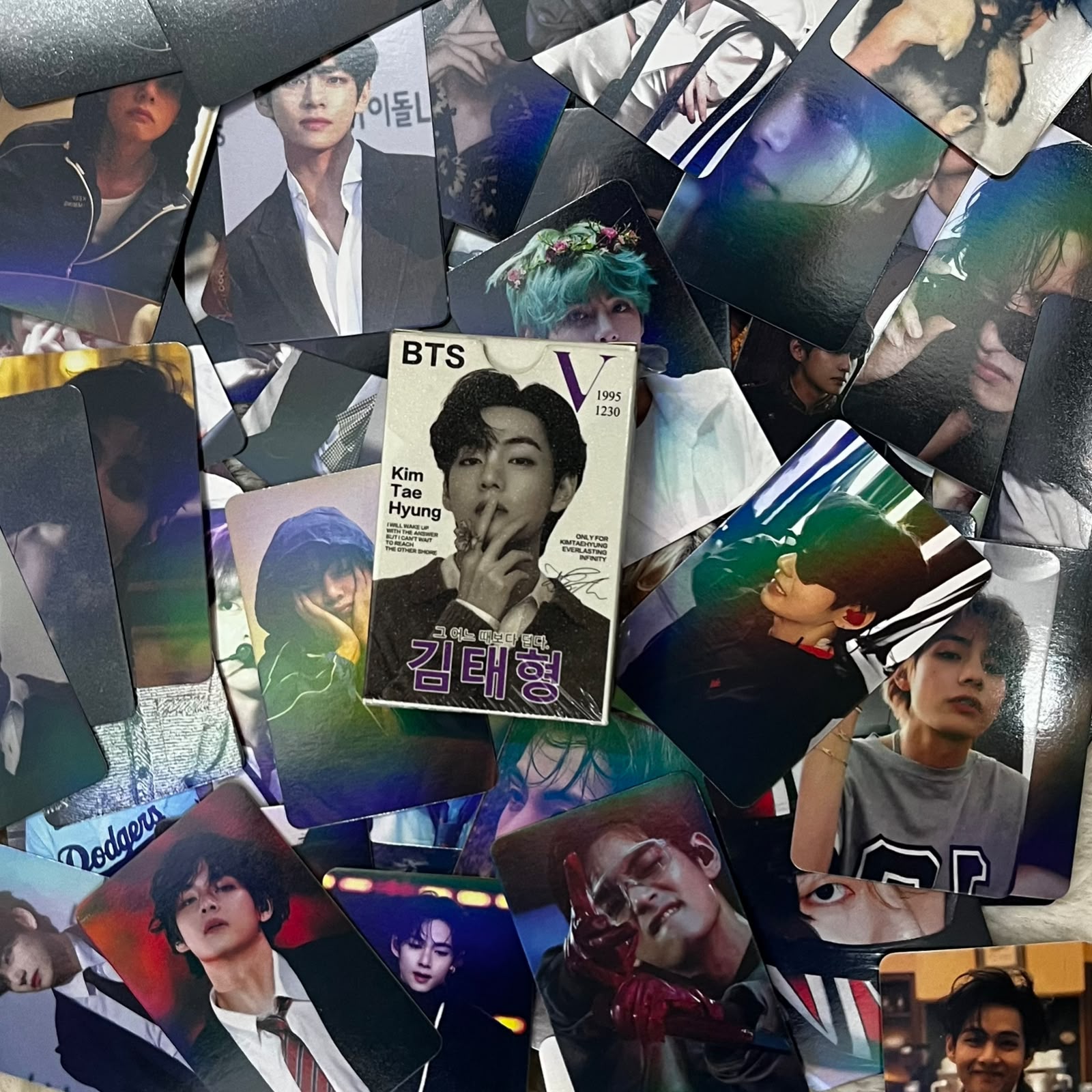 Set de Lomo Cards / Photocards V (Kim Taehyung) - BTS (Caja Coleccionable)