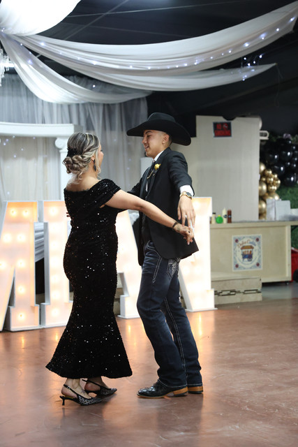 IMG-9543