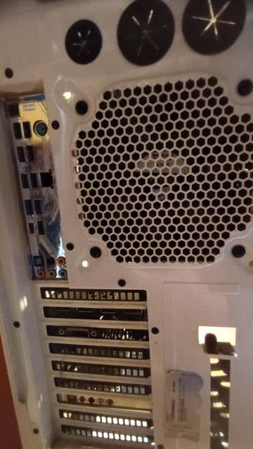 cable-to-cpu-cooler3-sm