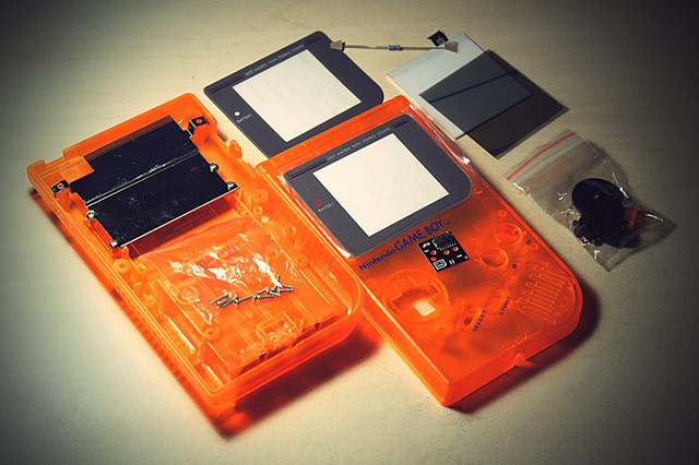 Game-Boy-DMGCase-Bivert-Backlight
