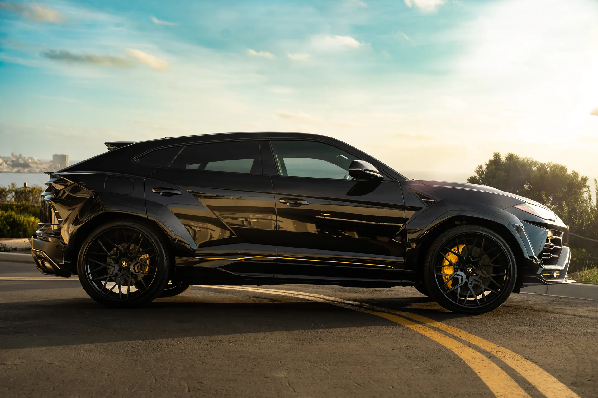 Lamborghini Urus Widebody photo 3