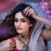 Manushi Chillar Copy
