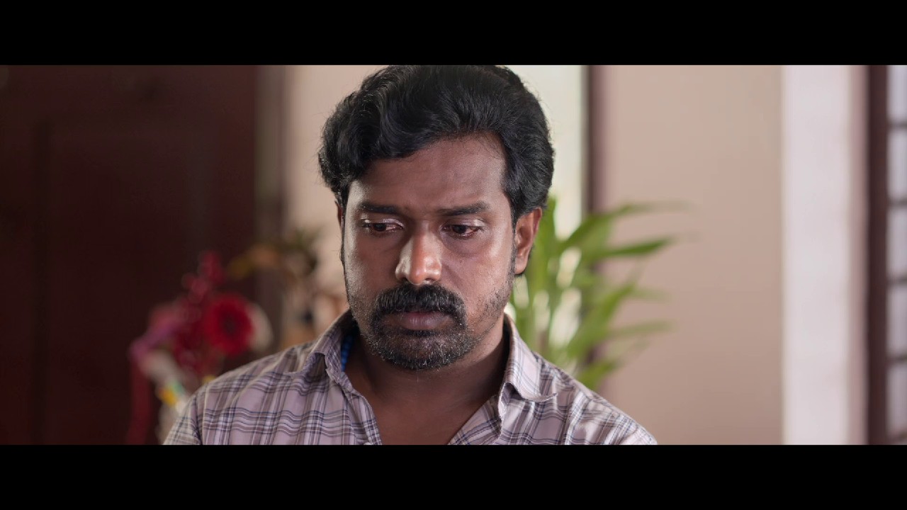 Oru Ronaldo Chithram (2025) WEB-DL Malayalam 1080p AVC DDP 5.1 ESub CineVood.mkv.0003.jpg