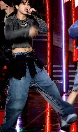 Tumblr-l-521578720822490.gif