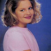 Candace-Cameron-Bure-062