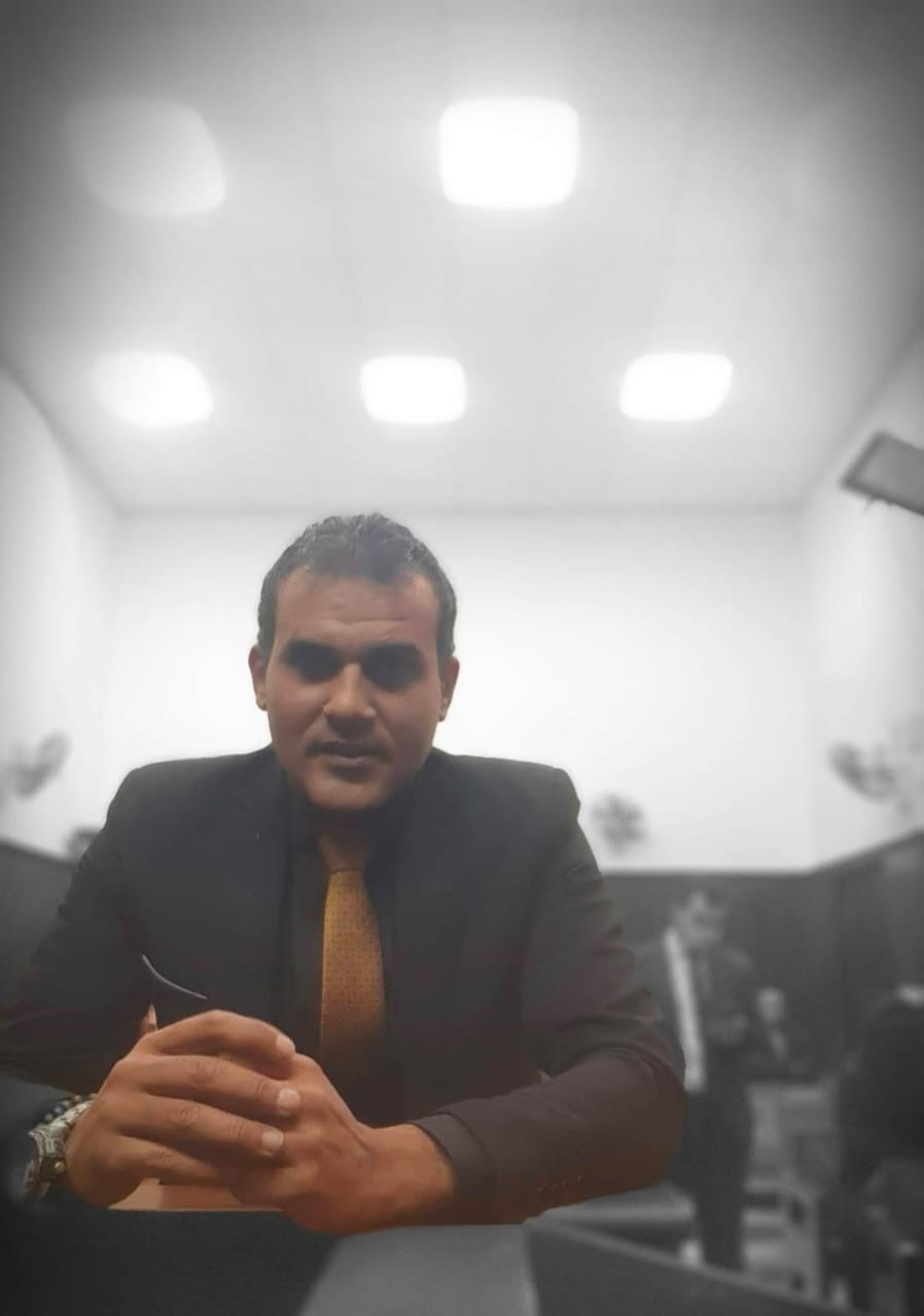 صورة المستشار علاء حسن 8