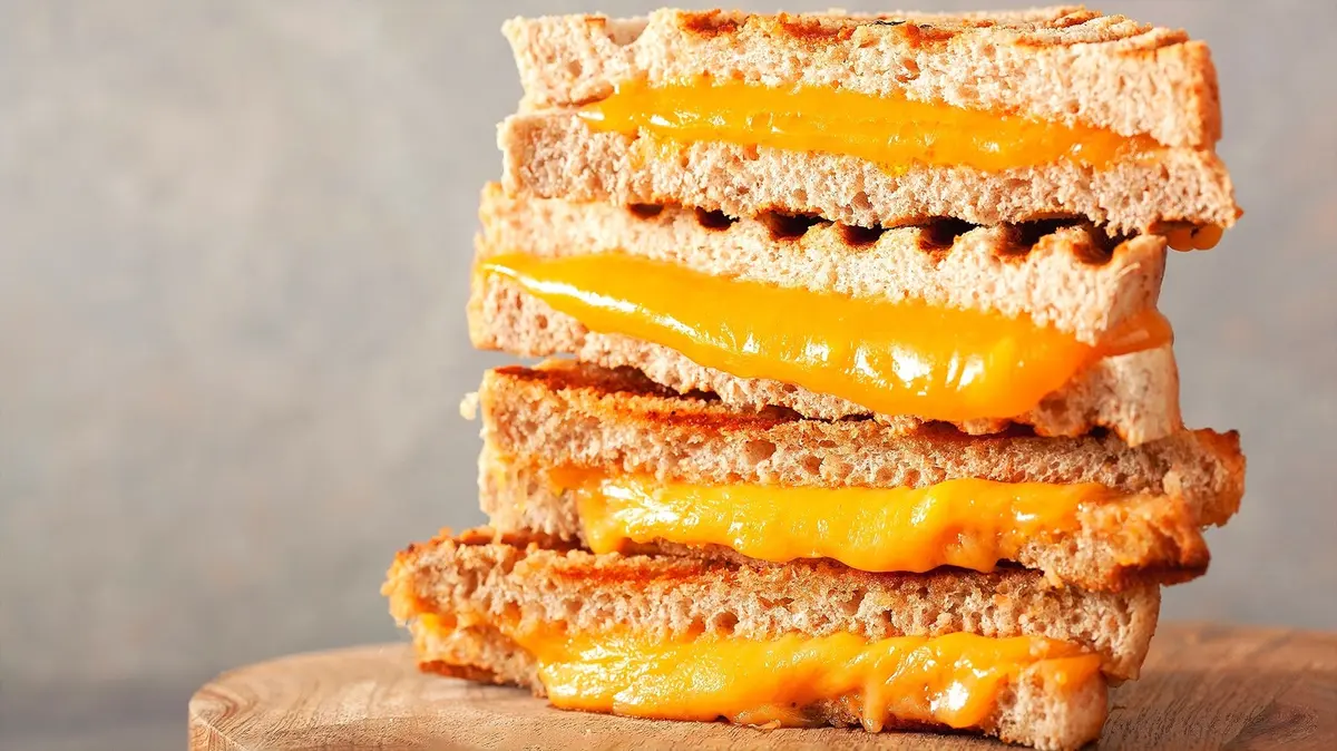 Elevate Your Grilled Cheese Sandwich Using This Hearty Bread Alternative