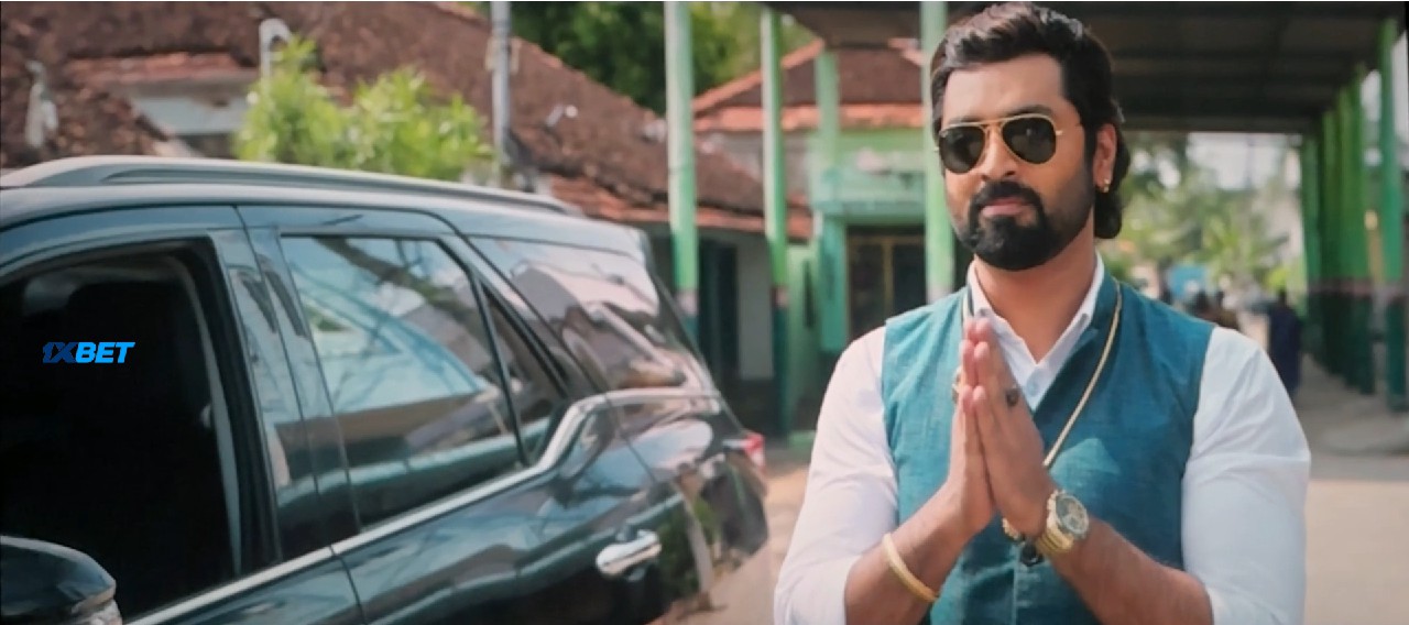 Anaganaga Oka Raju (8).jpg