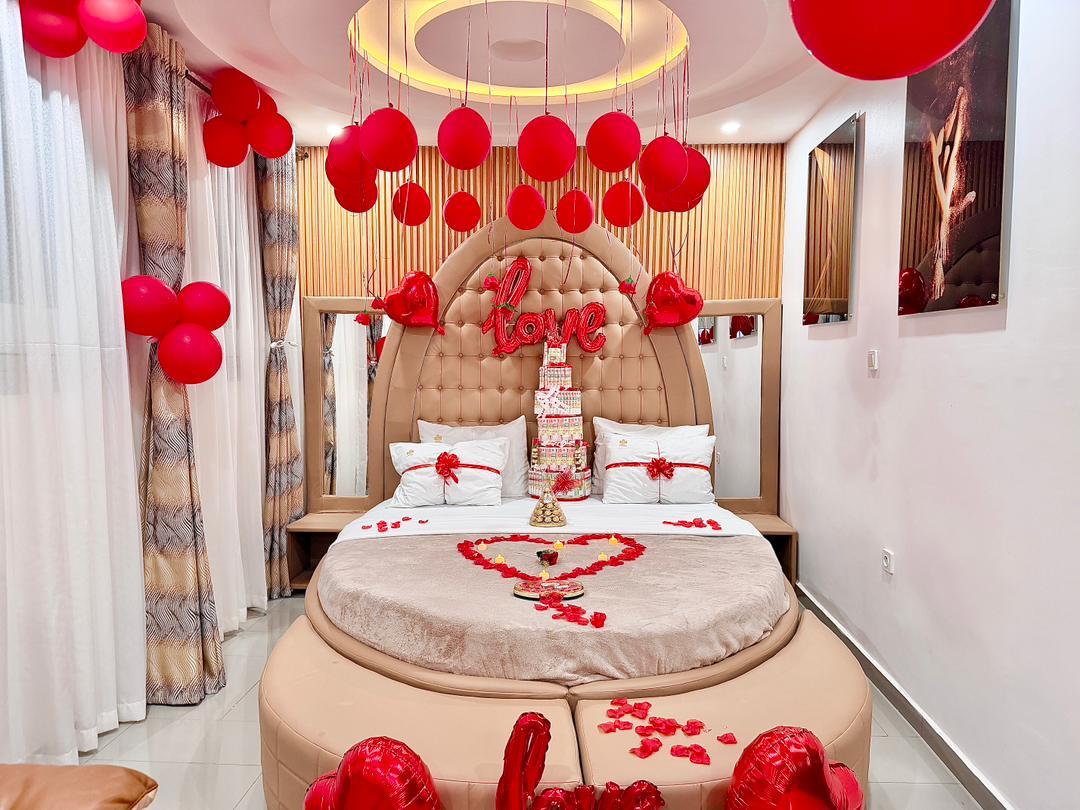 Chambre meublée à louer à Bonamoussadi, Douala - 100000 FCFA/nuit