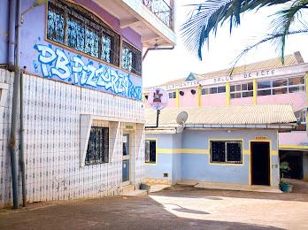 Chambre meublée à louer à Yaoundé - 15000 FCFA/Jour