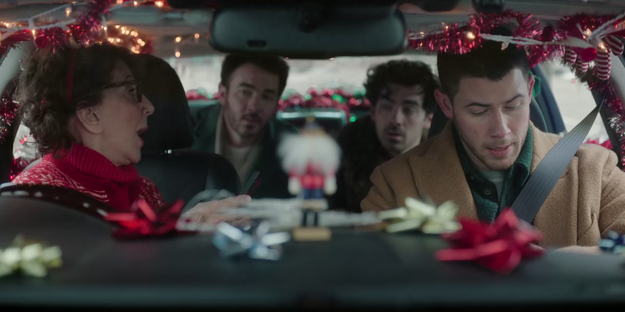 A Very Jonas Christmas Movie Screenshot