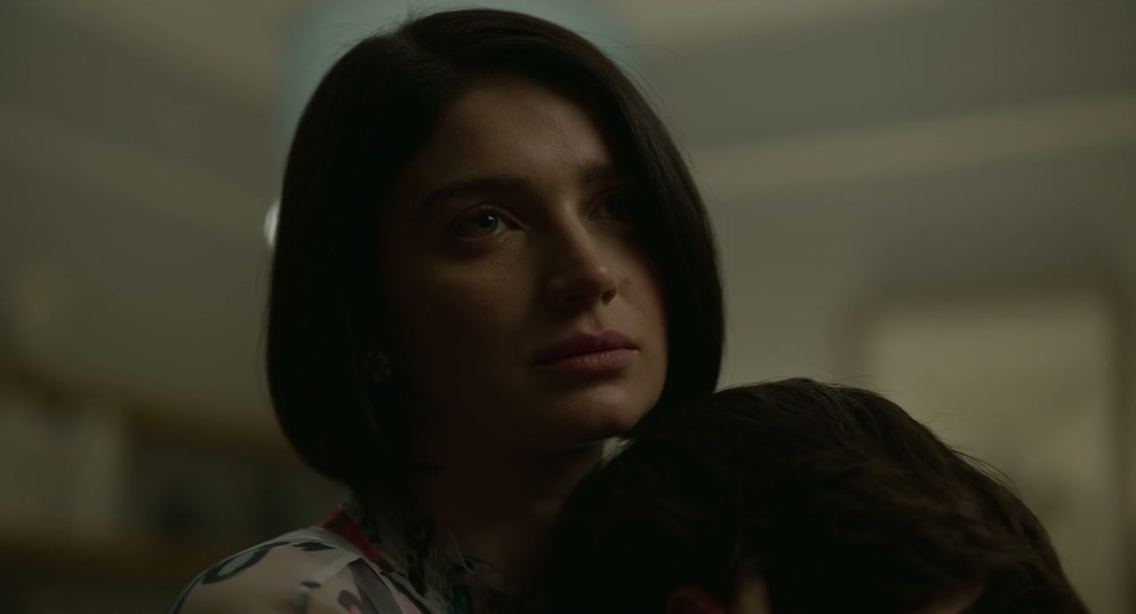Behind Her Eyes Screenshot