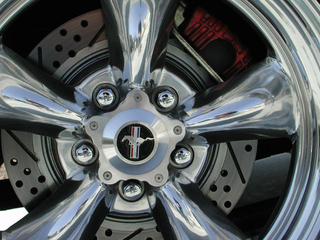 wheelctr-closeup.jpg