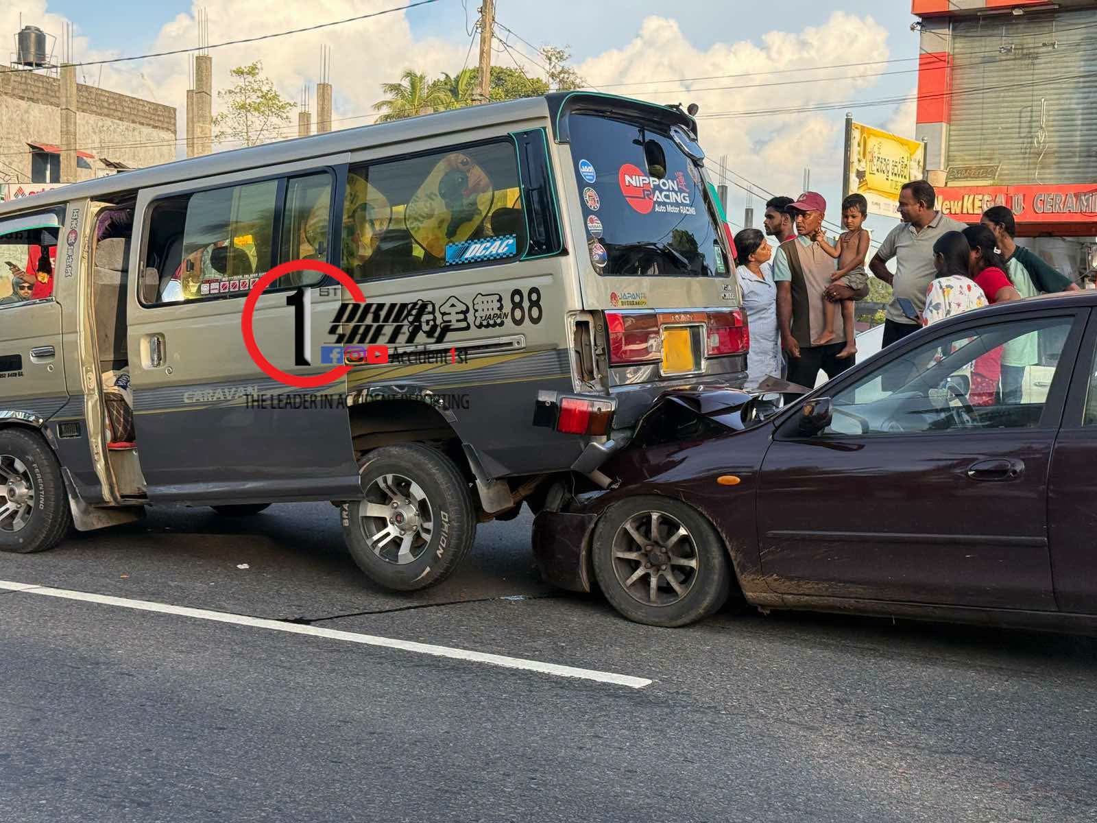 In Tihariya, two cars and a van which were traveling on the same lane collided with each other