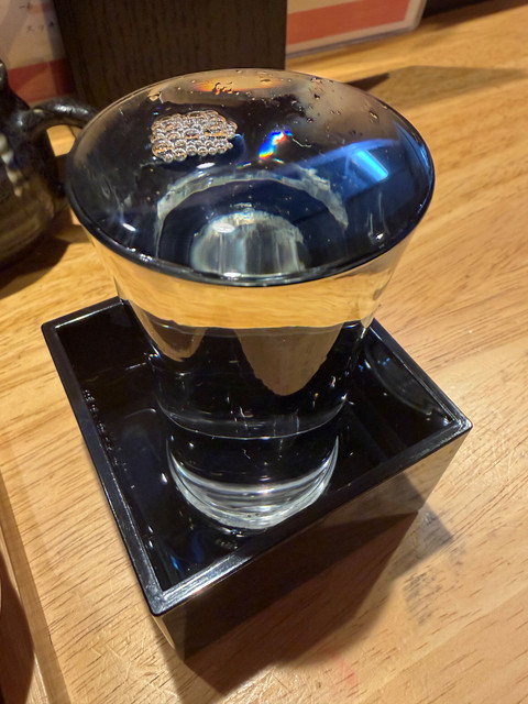 その酒飲みふくろうは隠れ家に