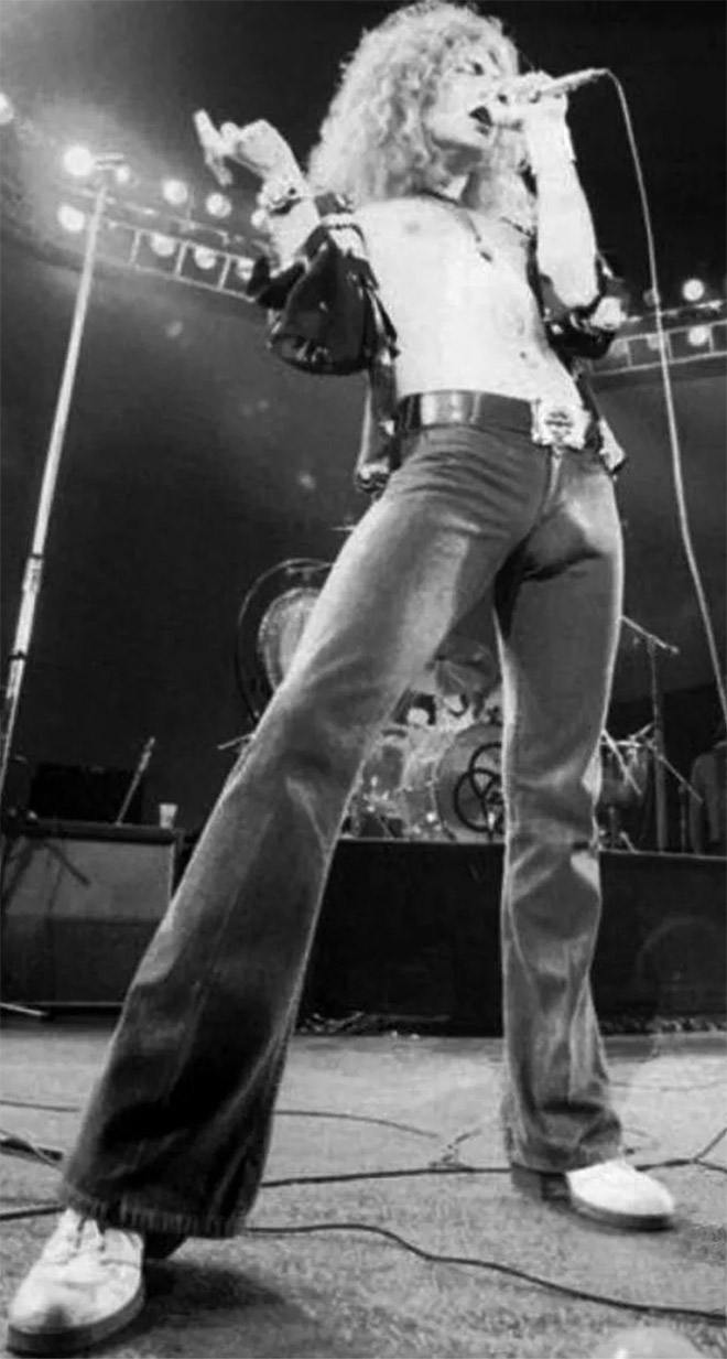 funny-bulges18.jpg