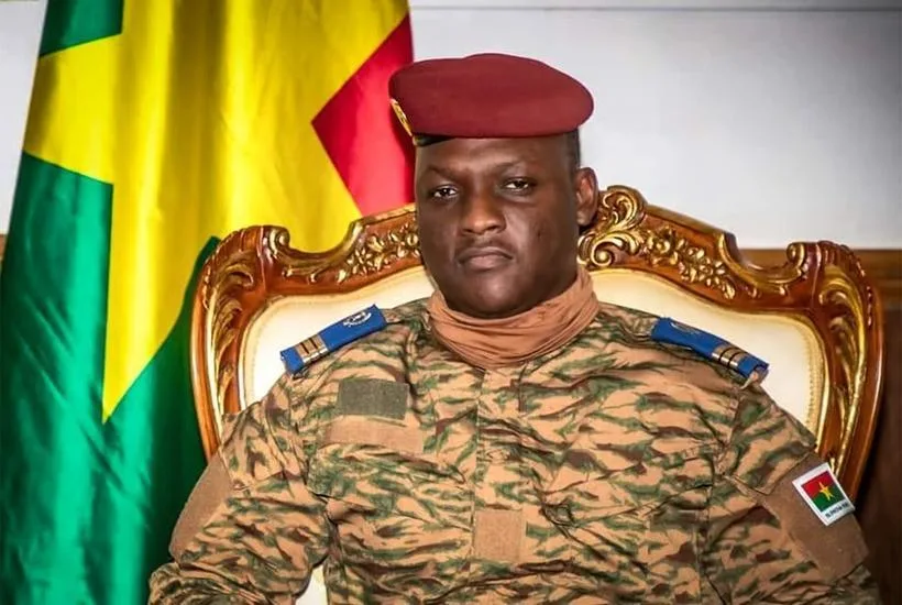 Illustration - Burkina Faso : un million de bras civils pour bâtir l'après-crise