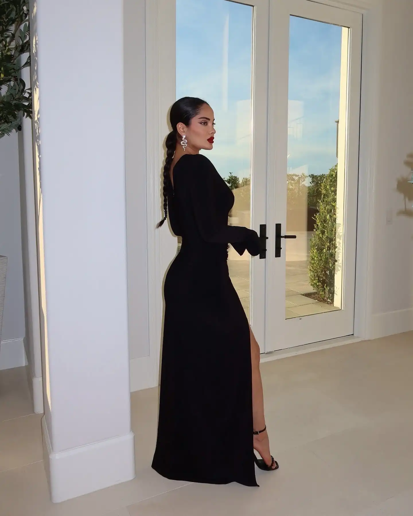Rebecca Ghaderi Wallpapers Insta Sport Bio (5)